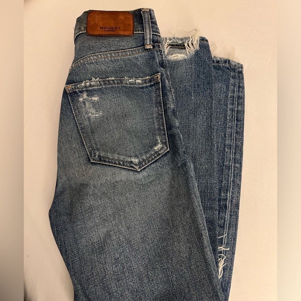 Moussy Vintage Ripped Jeans